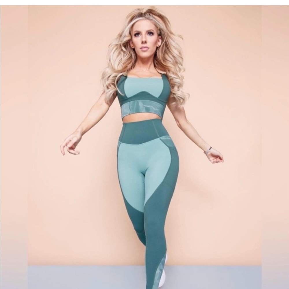 BuffBunny Teal Leggings